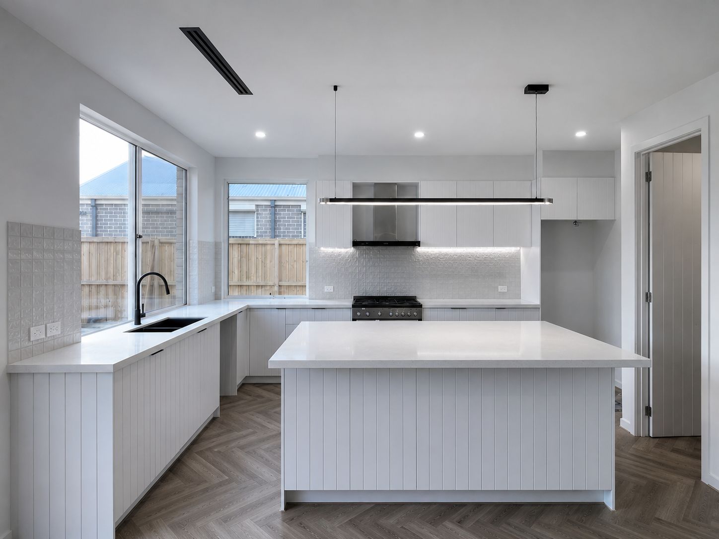 The Linear Residence photography