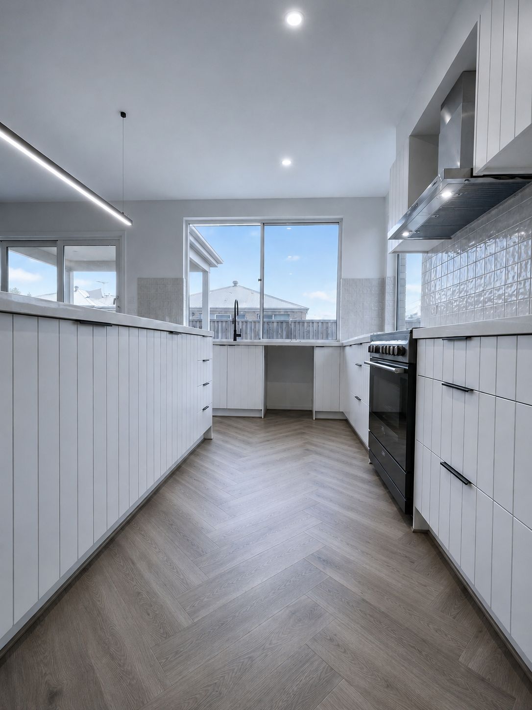 The Linear Residence photography